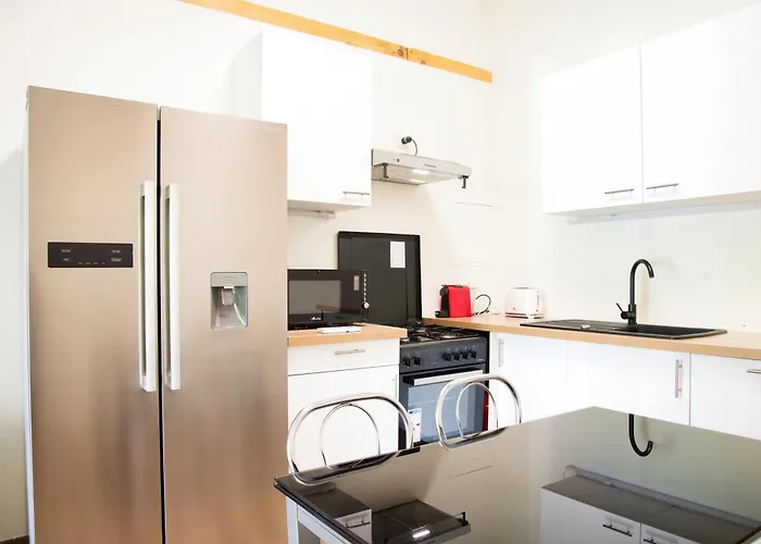 Duplex Dans Grande Ferme Renovee * דיבון-לה-באן