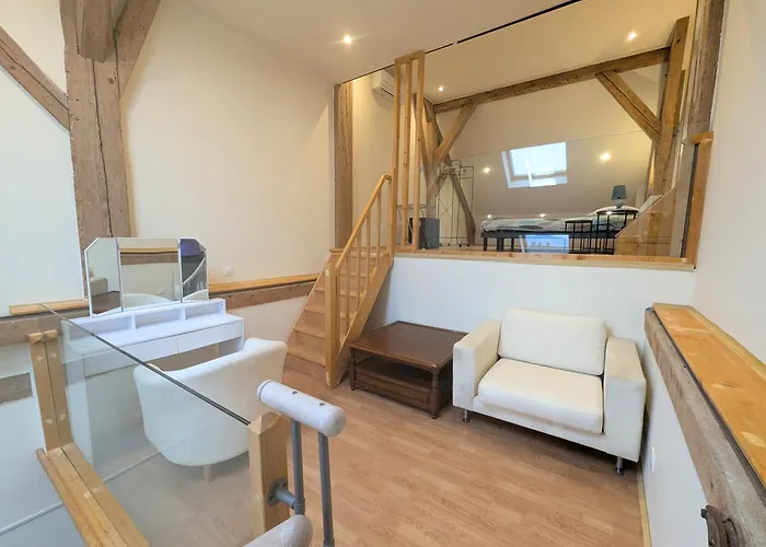 Duplex Dans Grande Ferme Renovee דיבון-לה-באן